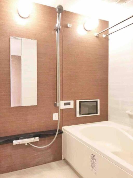 Open Sale: Spacious Namba Apartment near Dotonbori Osaka Exterior photo