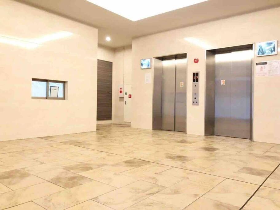 Open Sale: Spacious Namba Apartment near Dotonbori Osaka Exterior photo