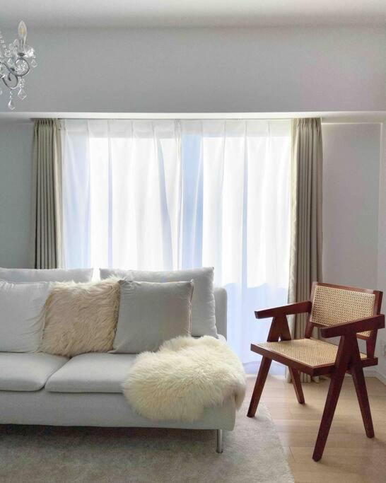 Open Sale: Spacious Namba Apartment near Dotonbori Osaka Exterior photo
