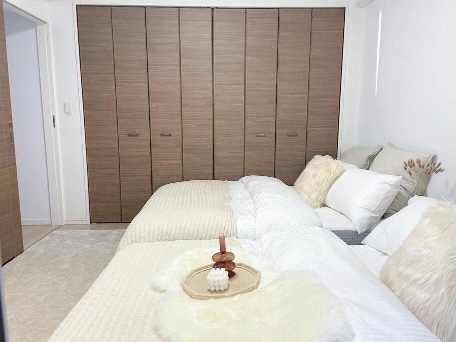 Open Sale: Spacious Namba Apartment near Dotonbori Osaka Exterior photo